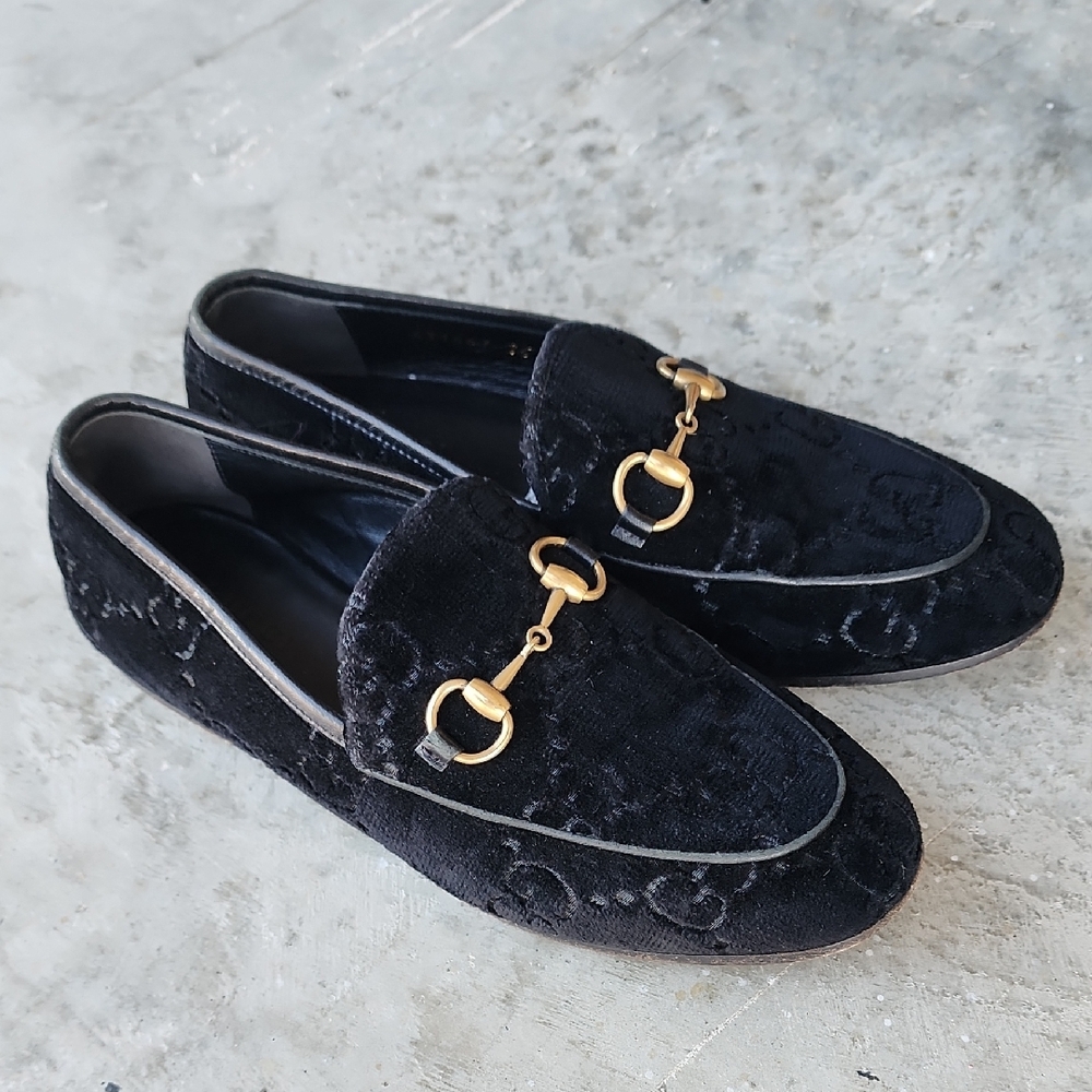 GUCCI Jordaan GG Velvet Loafers